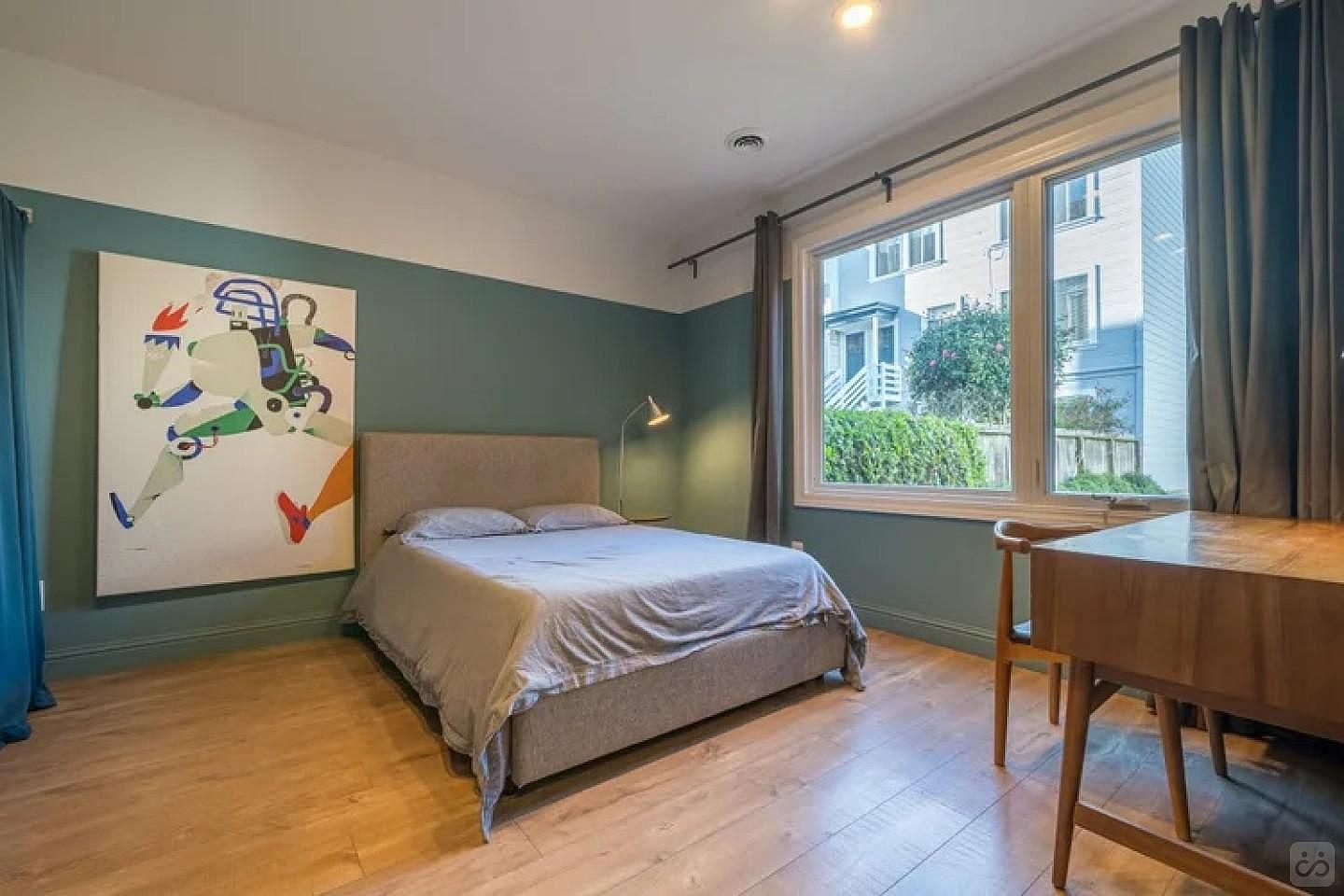 Large Private Room With Private Full Bathroom - 5