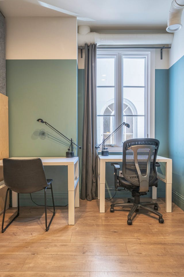  Bed In A 2-Bed Females Only Room  -  Russian Hill  - Gallery -  3