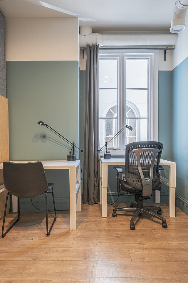  Bed In A 2-Bed Females Only Room  -  Russian Hill  - Gallery -  11