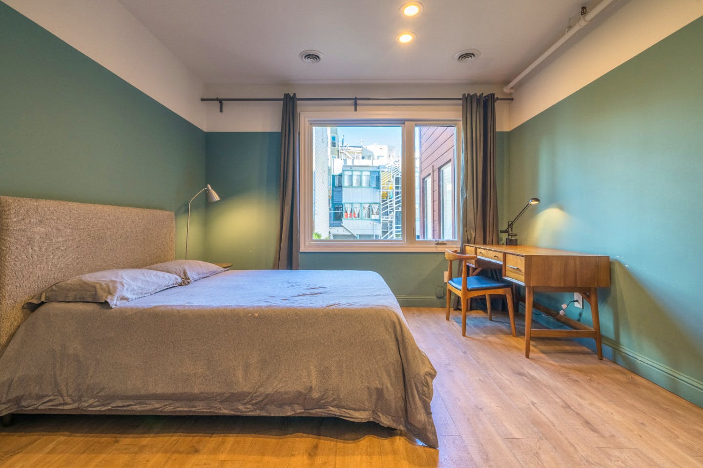  Large Private Room With Private Full Bathroom  -  Russian Hill  - Gallery -  8