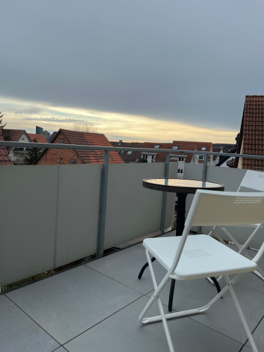 Newly renovated top floor apartment in Stuttgart Vaihingen