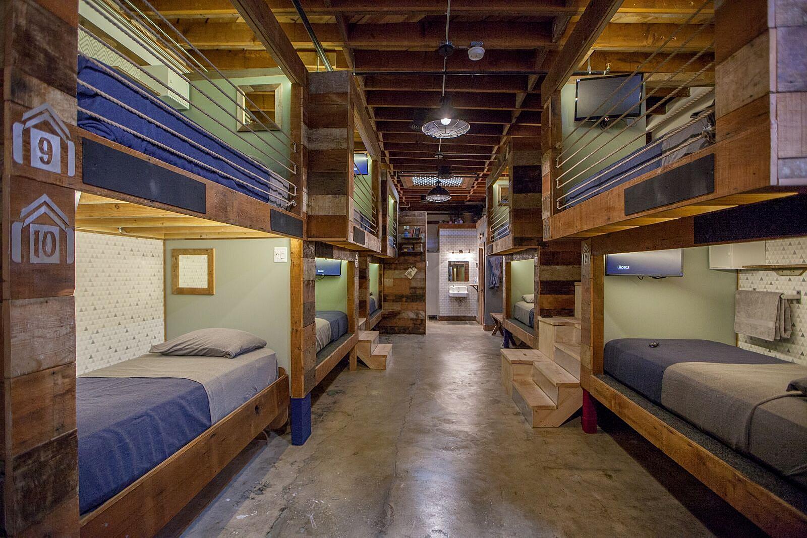 Bed In A 8-Bed Mixed Gender Room I - 42