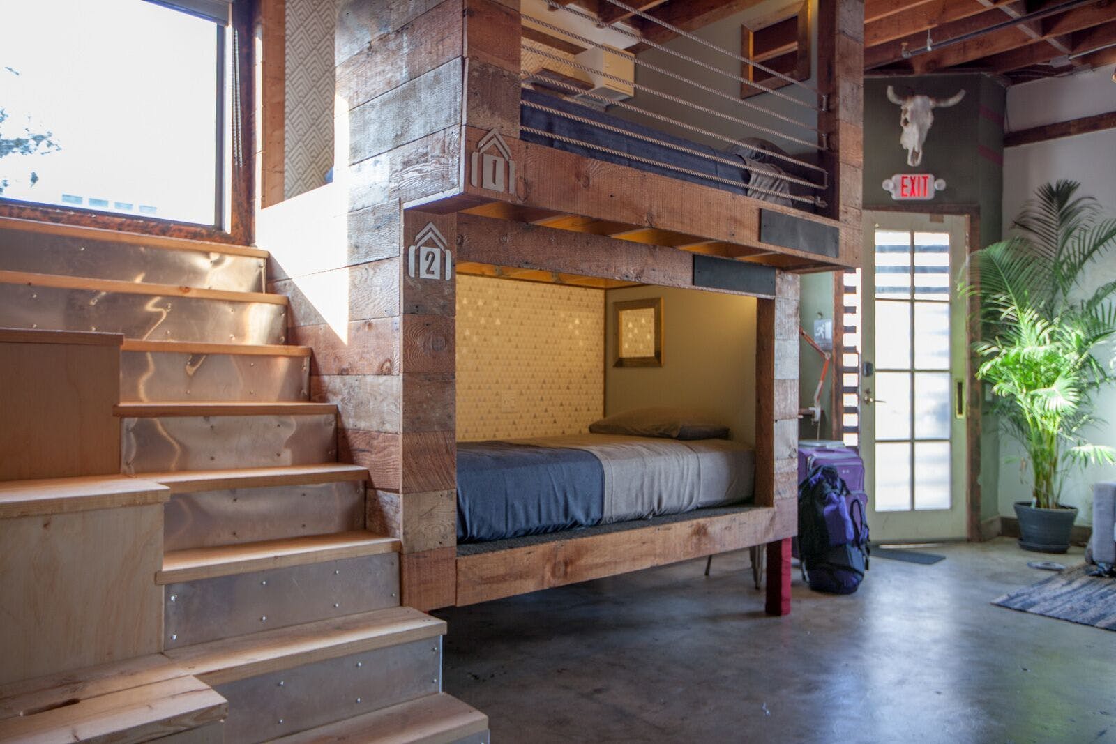 Bed In A 8-Bed Mixed Gender Room II - 13