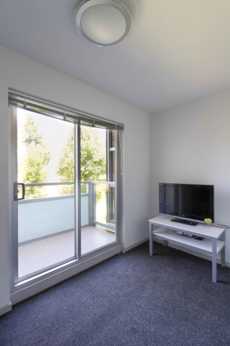 G03/1728 Dandenong Road
