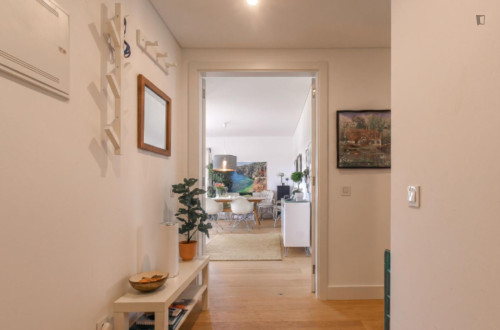 Shining 3 Bedroom Apartment with a balcony close to  - Gallery - 13