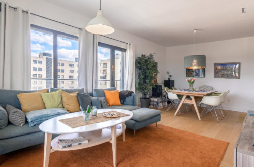 Shining 3 Bedroom Apartment with a balcony close to  - Gallery - 28