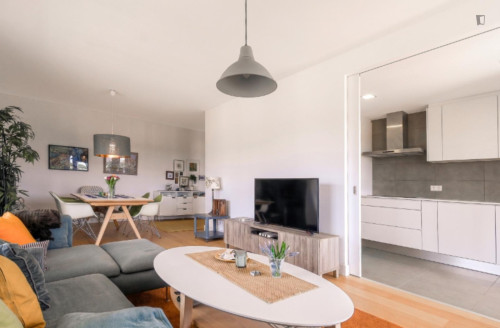 Shining 3 Bedroom Apartment with a balcony close to  - Gallery - 22