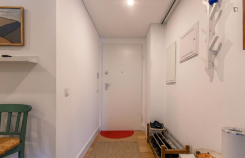 Shining 3 Bedroom Apartment with a balcony close to  - Gallery - 11