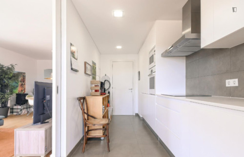 Shining 3 Bedroom Apartment with a balcony close to  - Gallery - 34