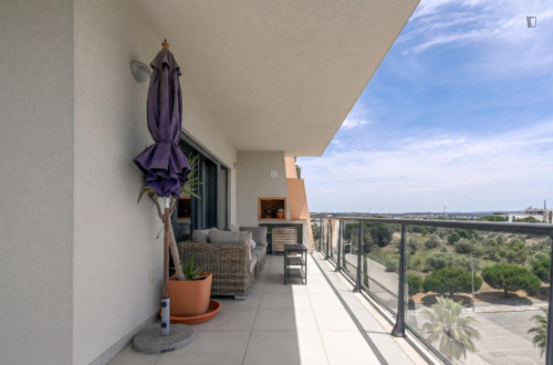 Shining 3 Bedroom Apartment with a balcony close to  - Gallery - 18