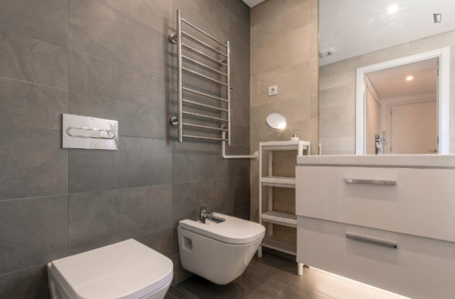 Shining 3 Bedroom Apartment with a balcony close to  - Gallery - 38