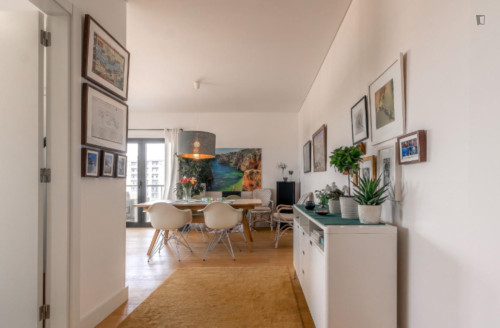 Shining 3 Bedroom Apartment with a balcony close to  - Gallery - 14