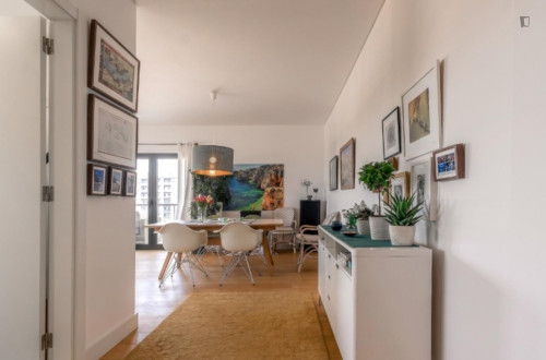Shining 3 Bedroom Apartment with a balcony close to  - Gallery - 21