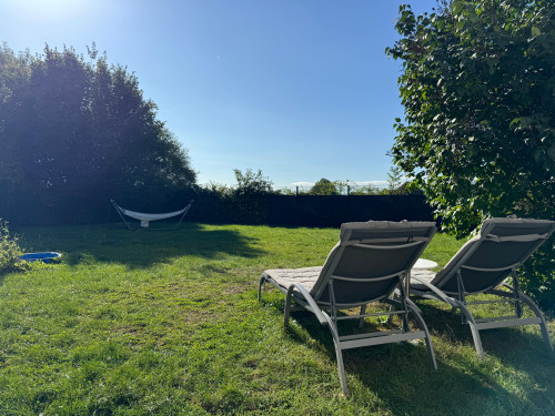 Furnished house with large garden in Frankfurter Berg