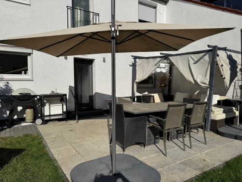 Furnished house with large garden in Frankfurter Berg