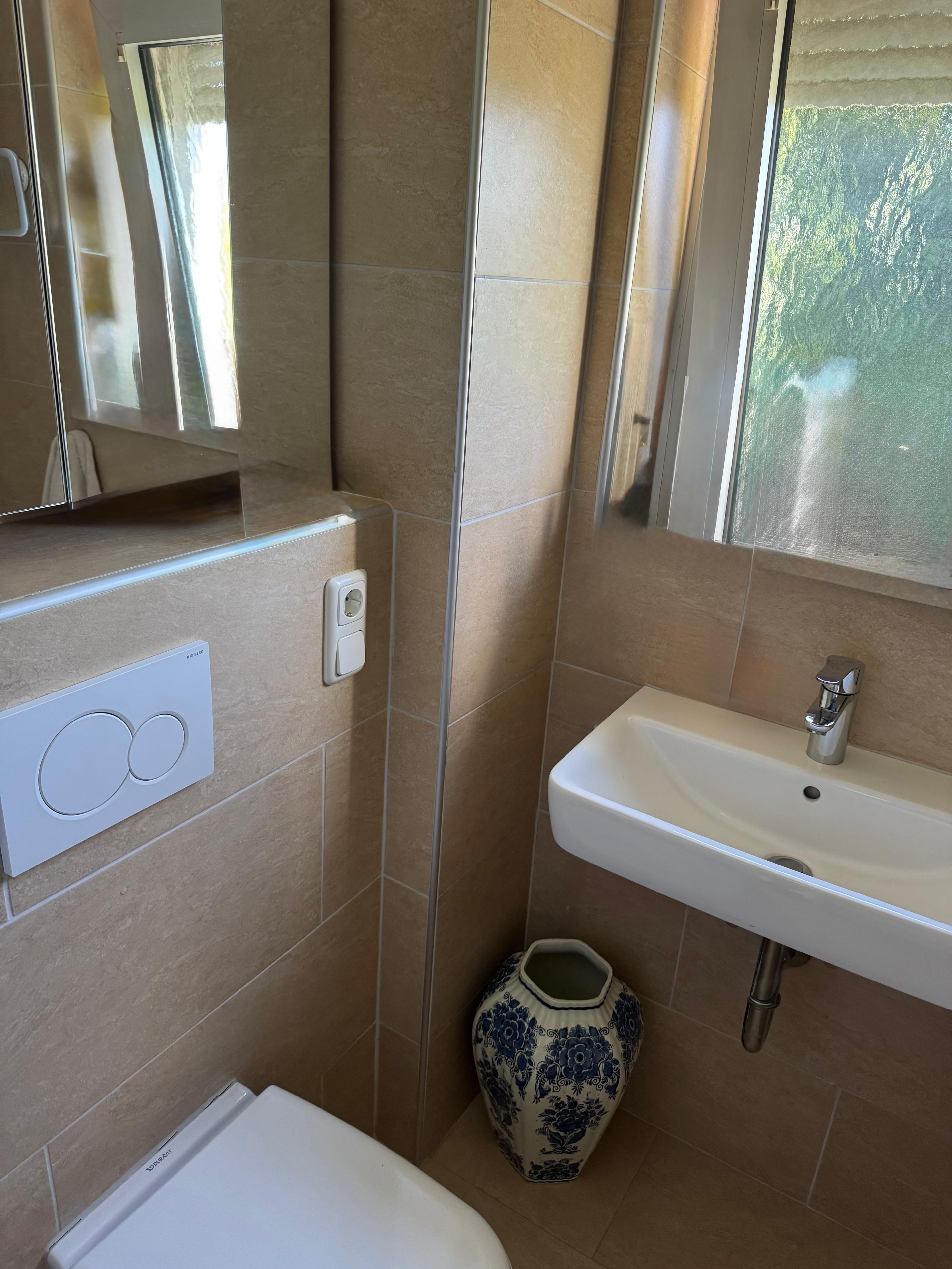 Furnished House With Large Garden In Frankfurter Berg - 6