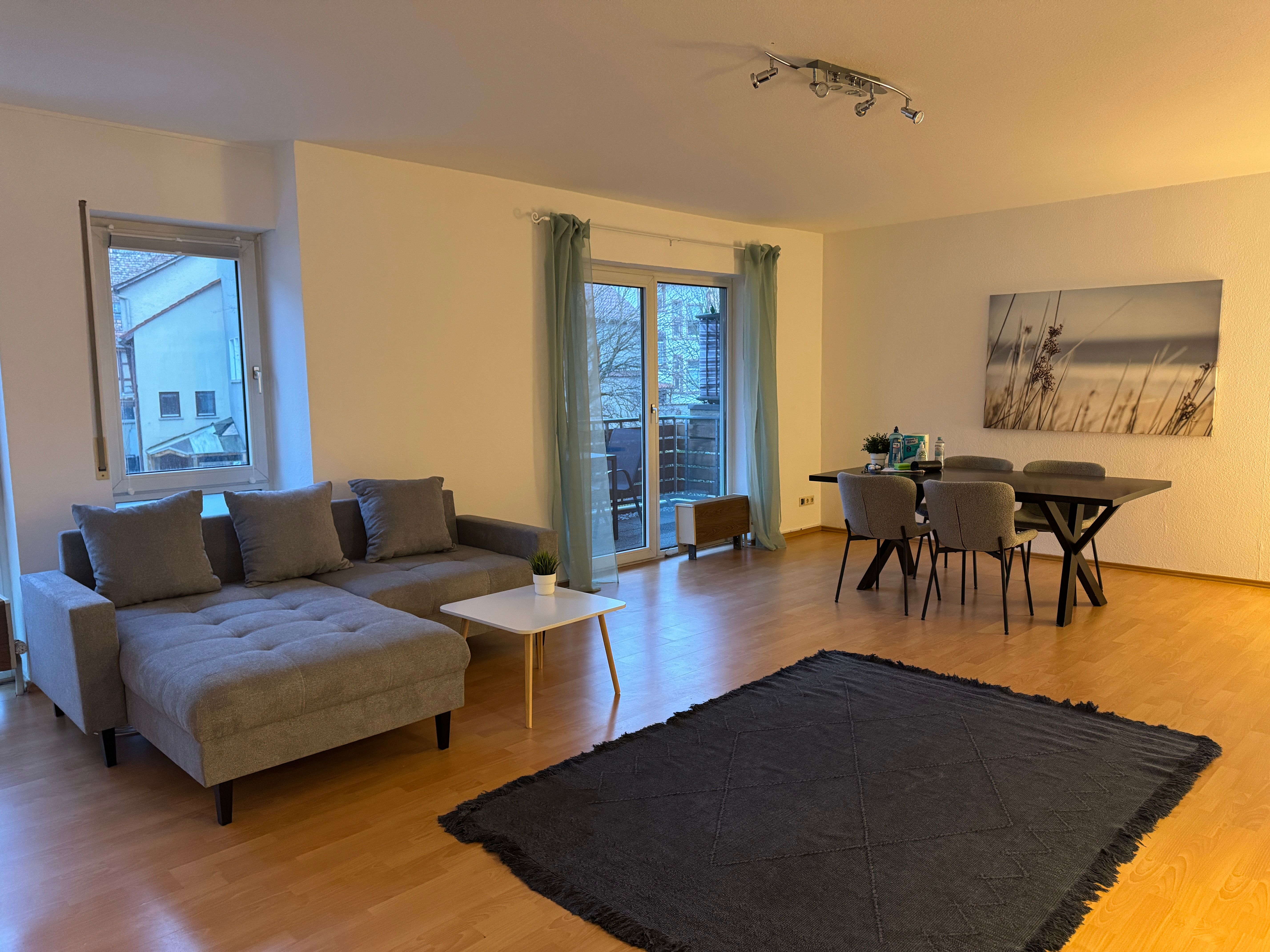 Spacious 2-Room Apartment With Parking Space And 2 Balconies In Alzey - 11