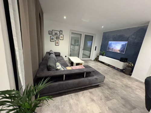 Modern detached house with terrace - Gallery - 5