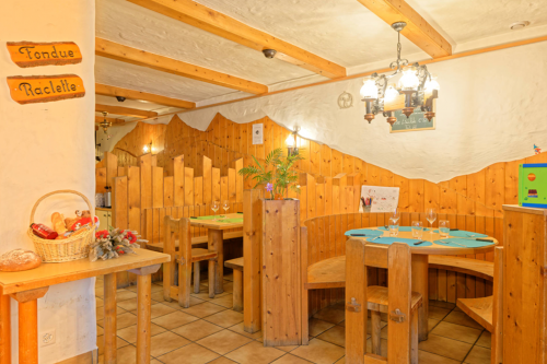 Bourg Home - Gallery - 83