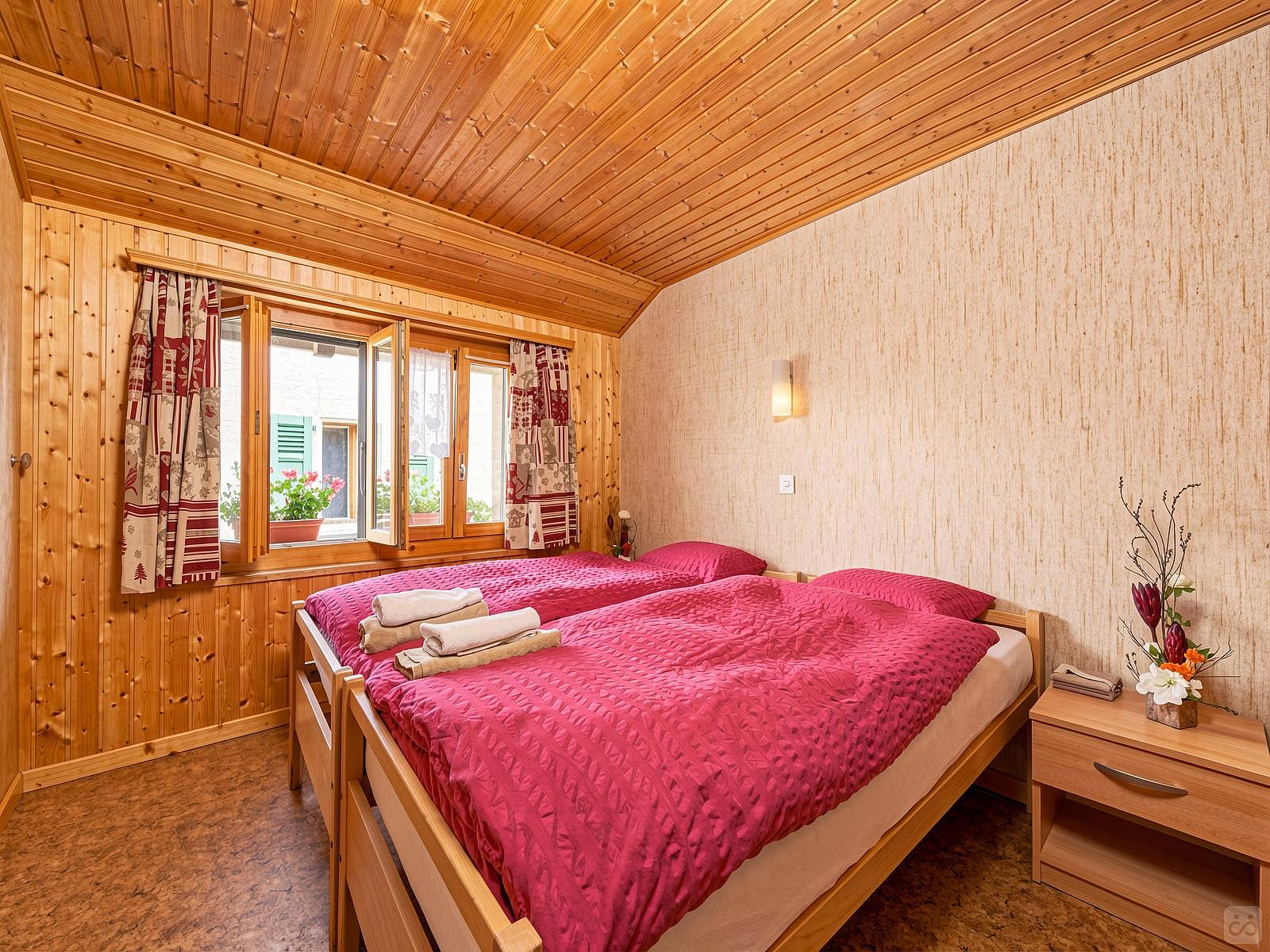 Double Room W/ Shower - 3