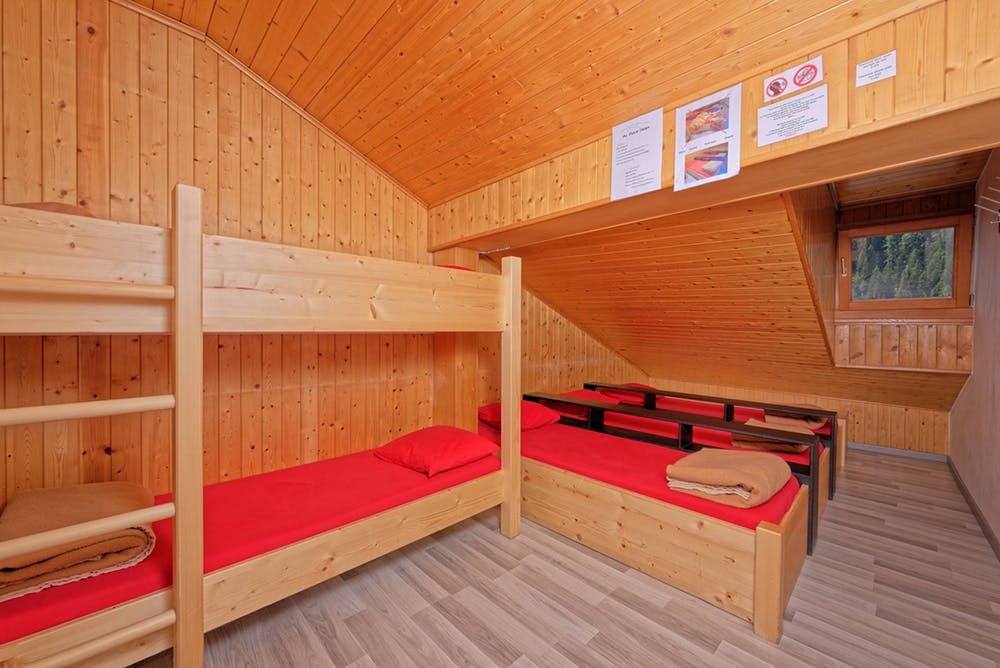  Bed In A 7-Bed Mixed Room  -  Antique Lodge w/ Carnotzet + Infrared Sauna  - Gallery -  2