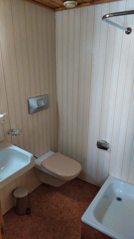  Double Room W/ Shower  -  Antique Lodge w/ Carnotzet + Infrared Sauna  - Gallery -  10