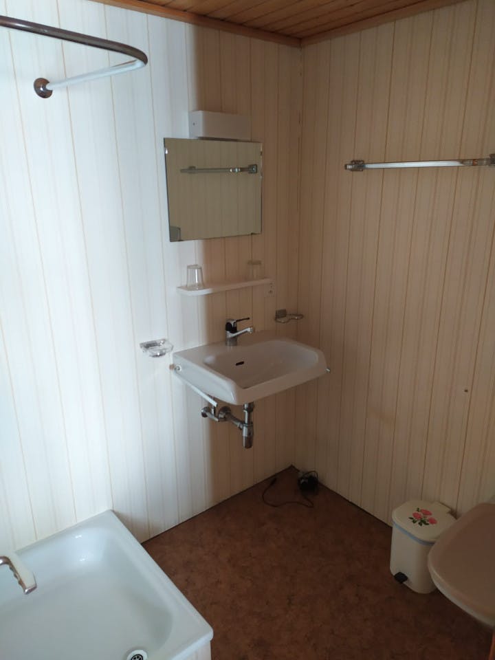  Double Room W/ Shower  -  Antique Lodge w/ Carnotzet + Infrared Sauna  - Gallery -  6
