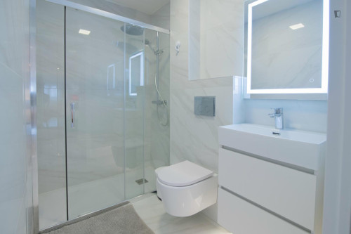 Spacios and inviting studio in Natzaret - Gallery - 2