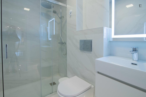 Spacios and inviting studio in Natzaret - Gallery - 4