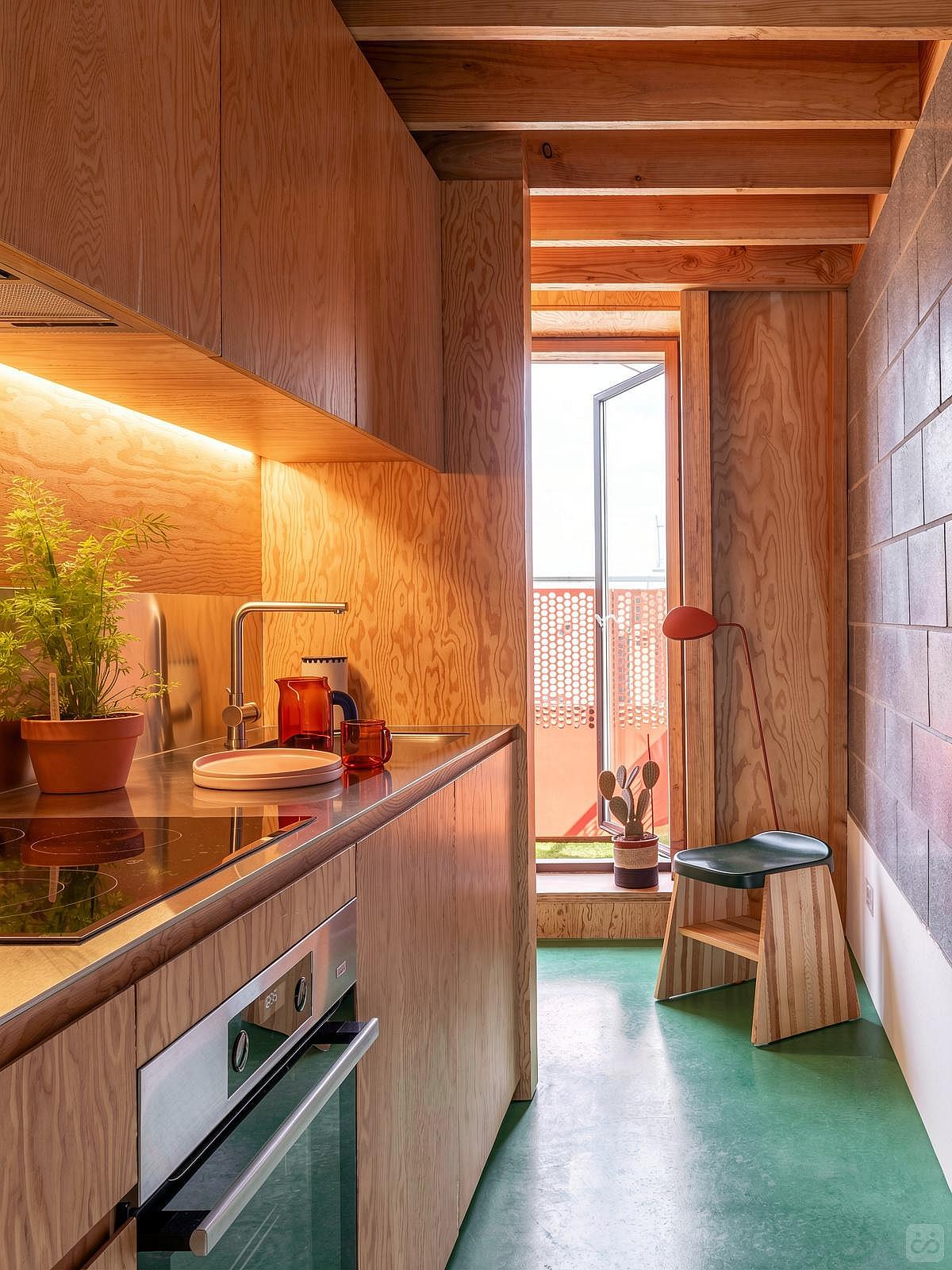  CIty Studio - Roof Level  -  Unique Modern Studio w/ Coworking + Terrace  - Gallery -  44