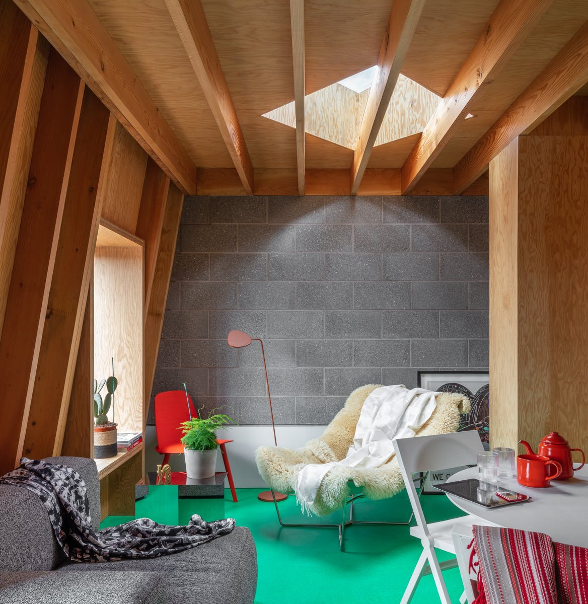  CIty Studio - Roof Level  -  Unique Modern Studio w/ Coworking + Terrace  - Gallery -  10