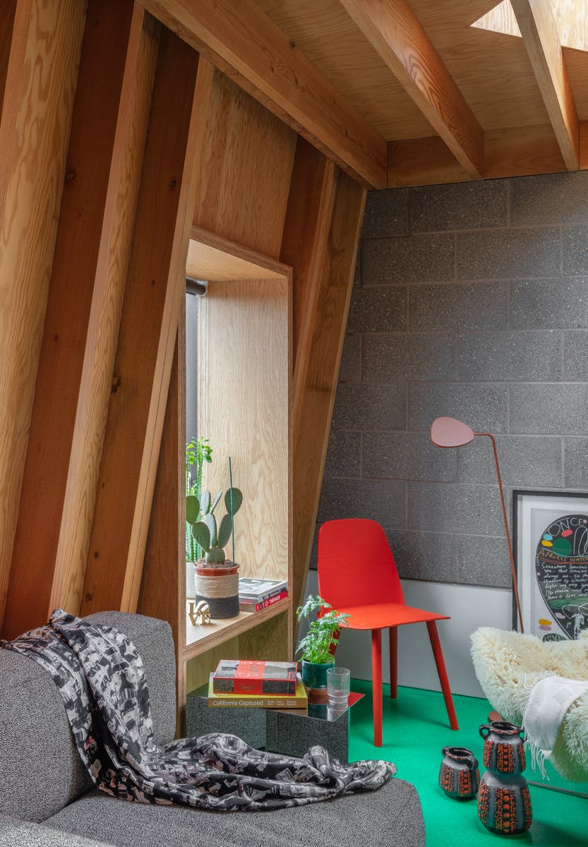  CIty Studio - Roof Level  -  Unique Modern Studio w/ Coworking + Terrace  - Gallery -  16