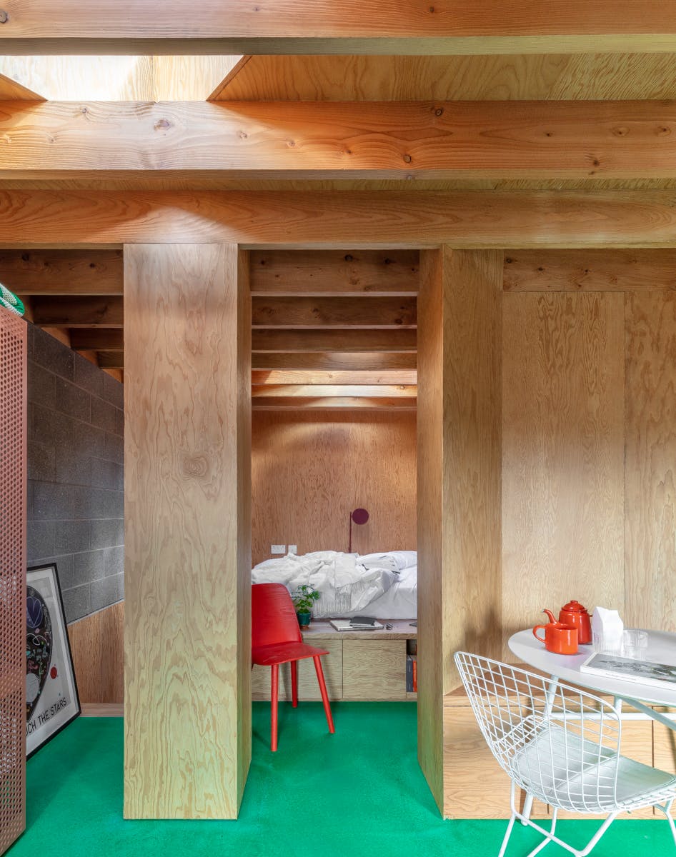  CIty Studio - Roof Level  -  Unique Modern Studio w/ Coworking + Terrace  - Gallery -  21