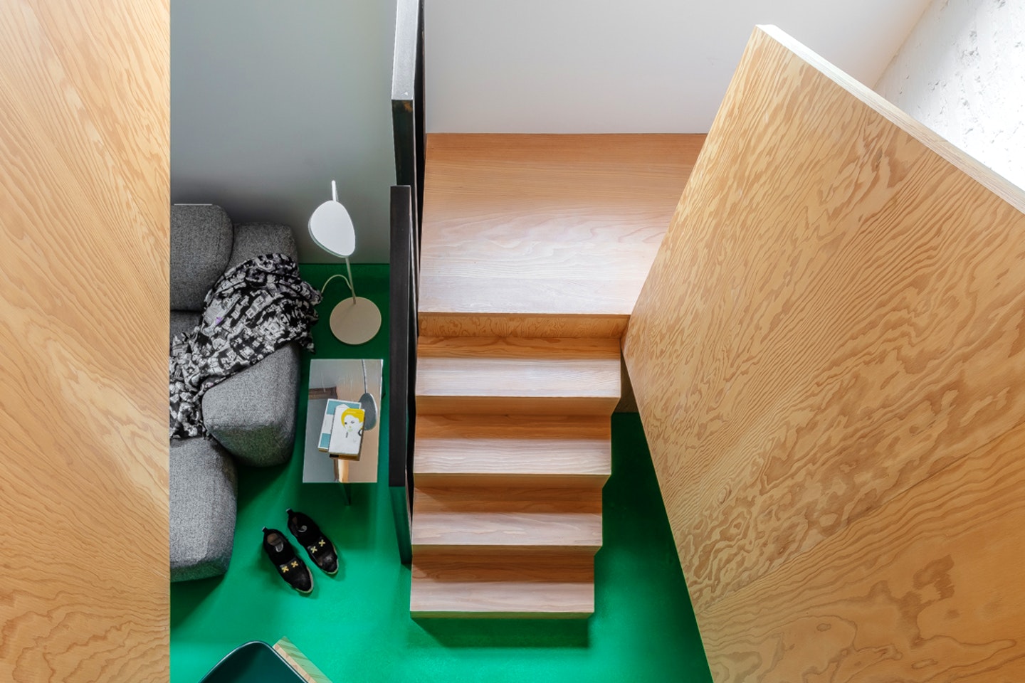  Duplex Apartment  -  Unique Modern Studio w/ Coworking + Terrace  - Gallery -  4