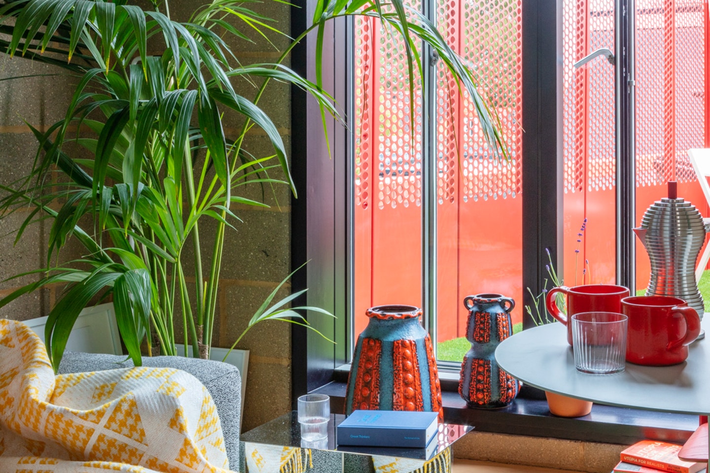  City Apartment  -  Unique Modern Studio w/ Coworking + Terrace  - Gallery -  4