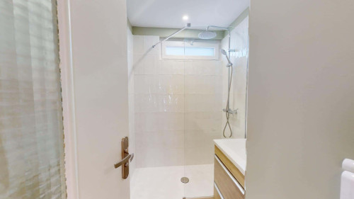 Room in Rue Xavier Dezeuze, Montpellier for 66 m² with 3 bedrooms - Gallery - 5