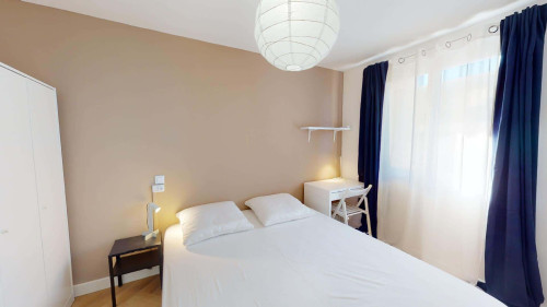 Room in Rue Xavier Dezeuze, Montpellier for 66 m² with 3 bedrooms