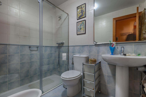 Apartment in Calle Lindero, La Zubia for 80 m² with 2 bedrooms