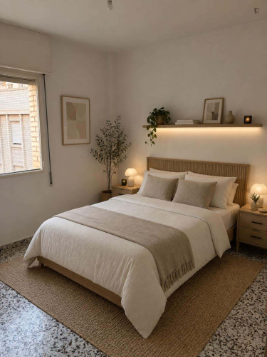 Room in Calle Vinader, Murcia for 120 m² with 4 bedrooms