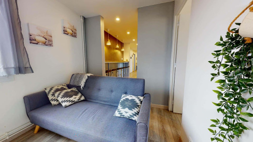 Room in Rue Joachim du Bellay, Toulouse for 97 m² with 5 bedrooms