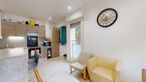 Room in Rue du Château de la Duchère, Lyon for 58 m² with 3 bedrooms - Gallery - 7