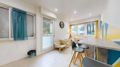 Room in Rue du Château de la Duchère, Lyon for 58 m² with 3 bedrooms - Gallery - 6