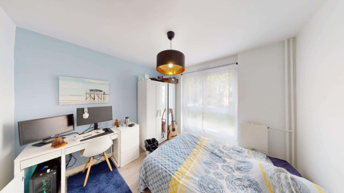 Room in Rue de Saint-Brieuc, Brest for 93 m² with 4 bedrooms