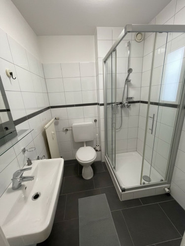 Düsseltal: Beautiful 1.5 room apartment with terrace with view of the residential complex park Ready-to-live beautiful suite in Düsseldorf - Gallery - 5