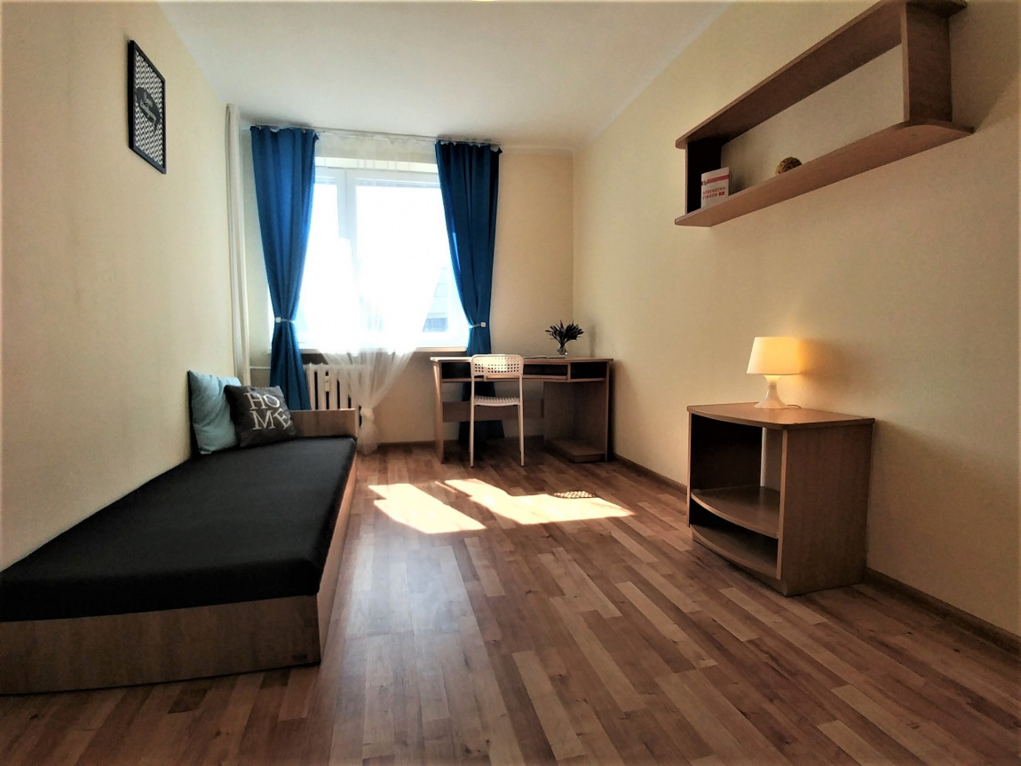 Room 5 - 3