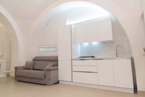 Via Opacchiasella - White Place