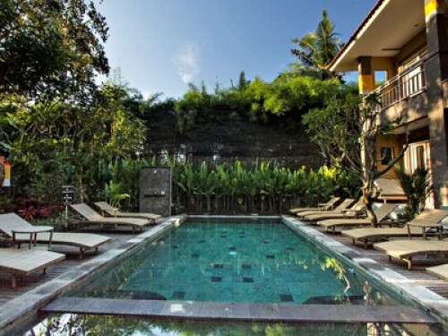 A Real Local Family Hotel