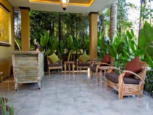 A Real Local Family Hotel - Gallery - 42