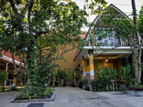 A Real Local Family Hotel - Gallery - 36