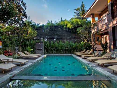 A Real Local Family Hotel - Gallery - 30